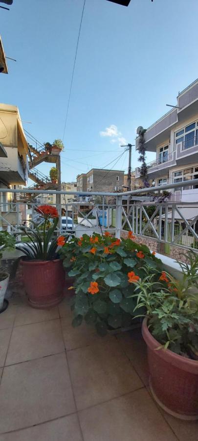 Honey Apartment Near Port Of Saranda Extérieur photo